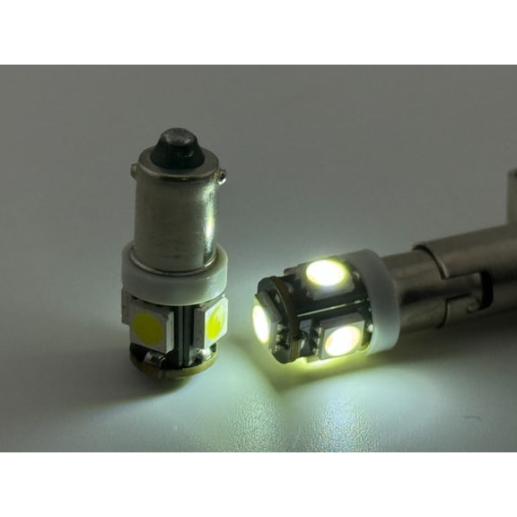 Rebaydo 2pcs BA9S LED Bulb 12 Volt AC or DC (Color:White 6000K;)