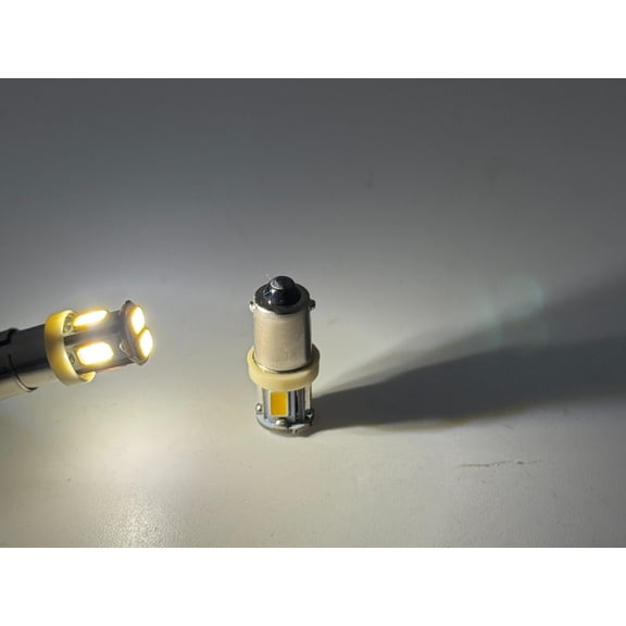 Rebaydo 2pcs BA9S LED Bulb 6 Volt AC or DC Single Contact Single Filament (Color:Warm White 3000K;)