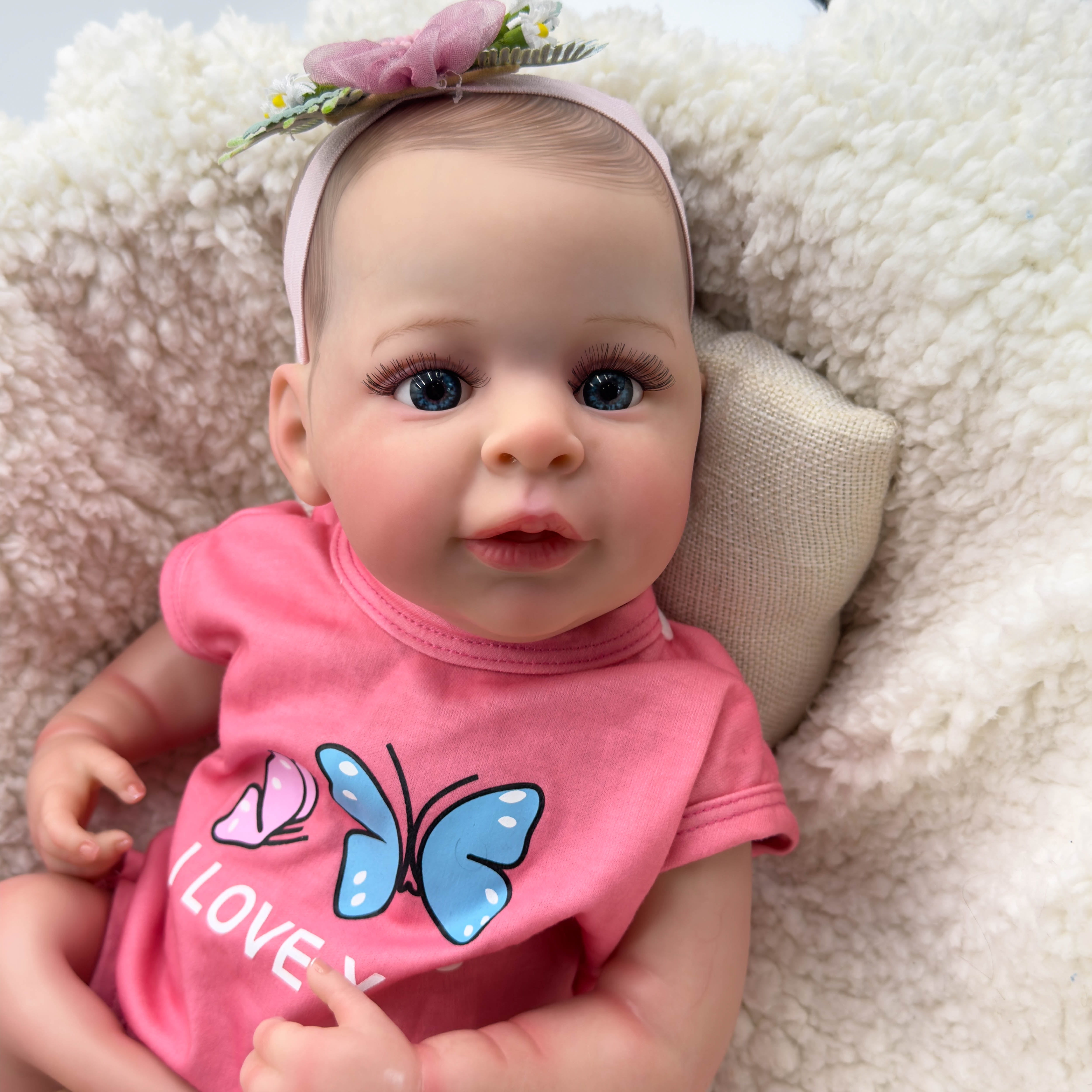Reborn Baby Dolls, 23 inch Lifelike Newborn Dolls Cute Soft Body Poseable Real Life Baby Dolls with Doll Accessories for Age 3 and Up