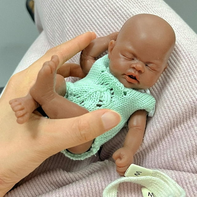 Reborn Baby Dolls 7 inches Open Eyes Smile Full Silicone Mini Realistic