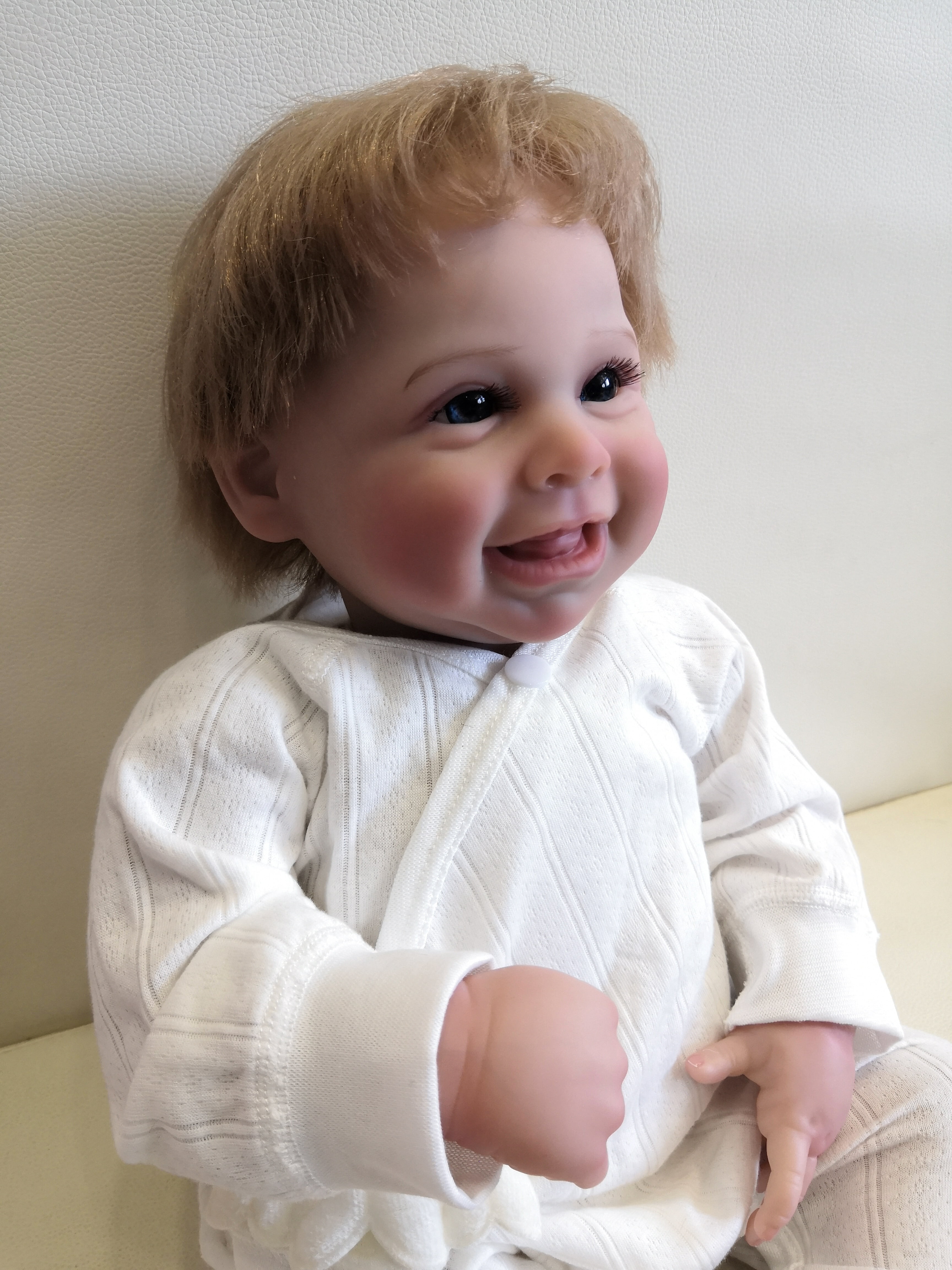 Reborn Baby Dolls Boy - 20" Realistic Baby Doll, Real Life Baby Dolls with Cloth Body, Real Baby Doll Newborn Lifelike Baby Gift with Accessories