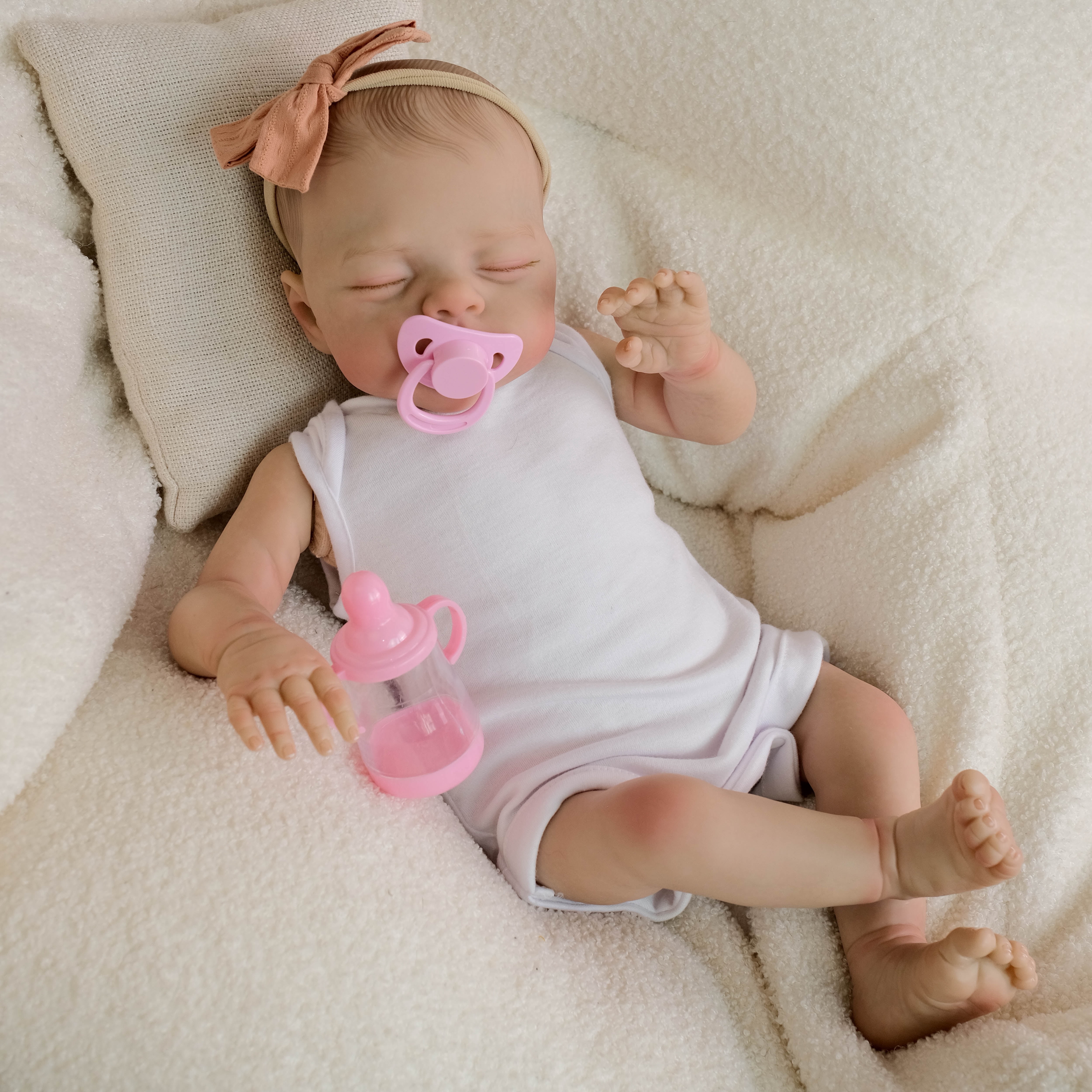 Reborn Baby Dolls - Cute 18 inch Realistic Sleeping Newborn Baby Doll, Lifelike Handmade Cloth Body Reborn Doll, Advanced Painted Gift Set for Kids Age 3+