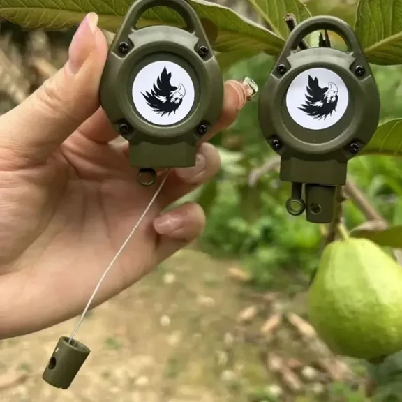 Rebound Retractable Hunting Keychain, PE Wire Quick Setting Trap Clip with Easy Pull Buckle, Portable Outdoor Hunting Tool