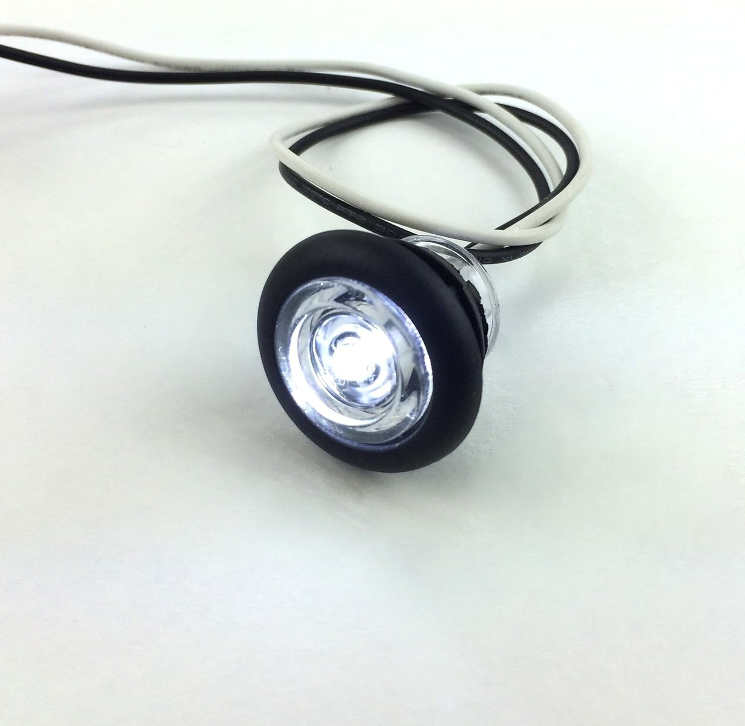 RecPro 4-Pack Round LED White Courtesy Light – 12V Waterproof – RV, Livewell, Boat