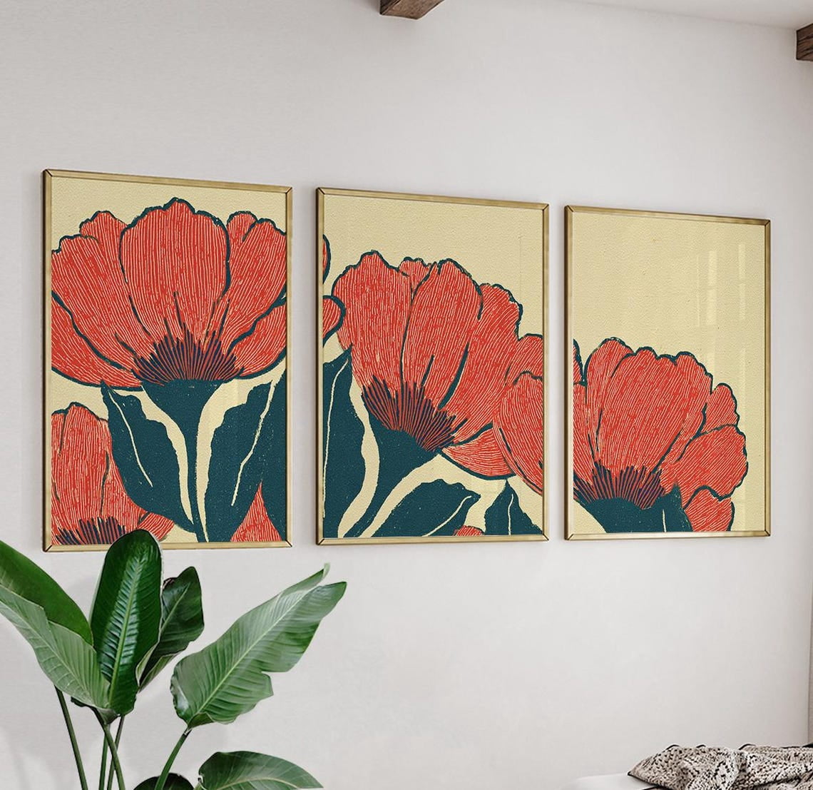 Red Botanical Floral Wall Art Vintage Style Flower Triptych Prints Set ...