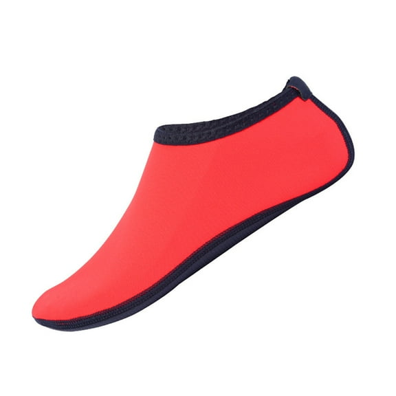 Red Childrens Swim Beach Socks For Snorkeling And Diving With Rubber Sole And Fast Drying Fabric, Suitable For Ages 3-11 Years In Size Xs