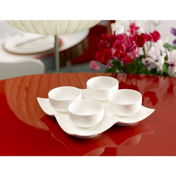 Red Vanilla Vanilla Fare 4 3" Bowls w/Tray 8" 4oz