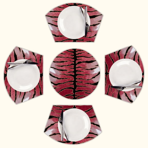 Red tiger stripe velvet fabric Round Table Placemats Set Of 5 Wedge Table Mats Washable Heat Resistant Place Mat For Dining Table Kitchen Farmhouse Restaurant