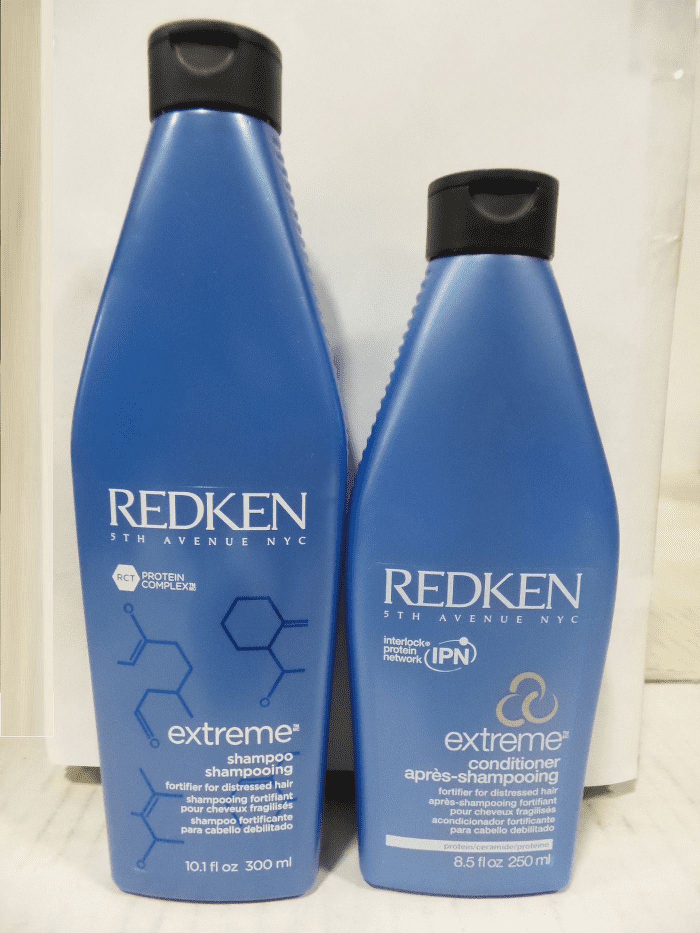 Redken Extreme Shampoo 10.1 oz and Conditioner 8.5 ozPack of 2
