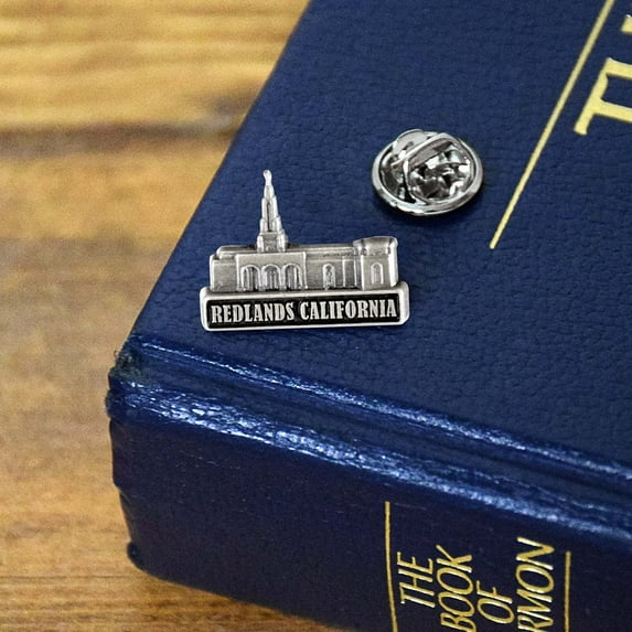 Redlands 3/4" Antique Silver Temple Pin by Ringmasters