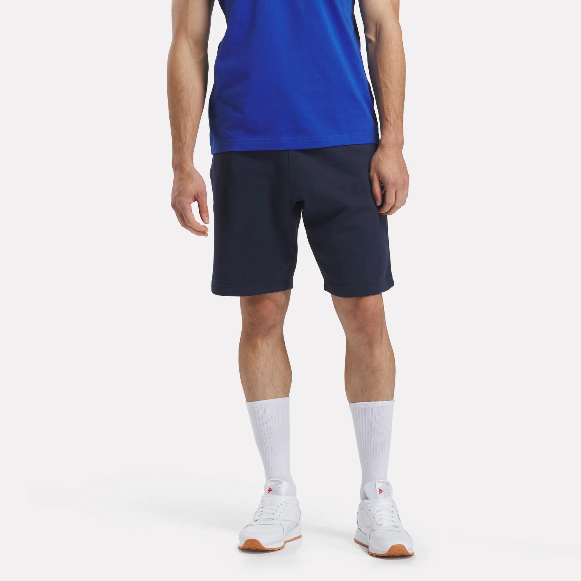 Fleece shorts with logo