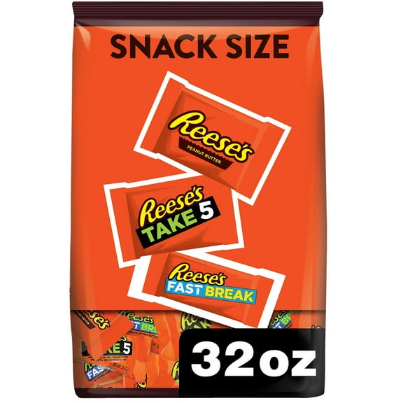 Reese's Assorted Chocolate and Peanut Butter Snack Size Candy, Party Bag 32.06 oz