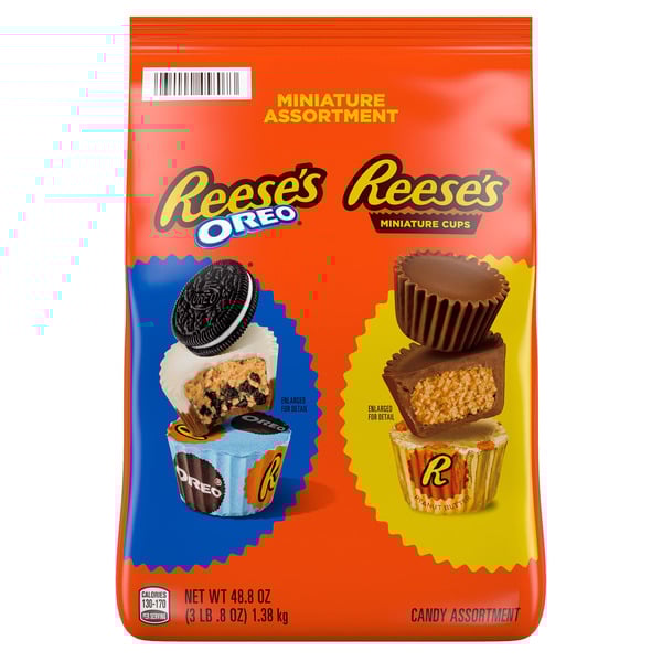Reese's Miniatures Oreo and Original Peanut Butter Cups Candy, 48.8 Ounce