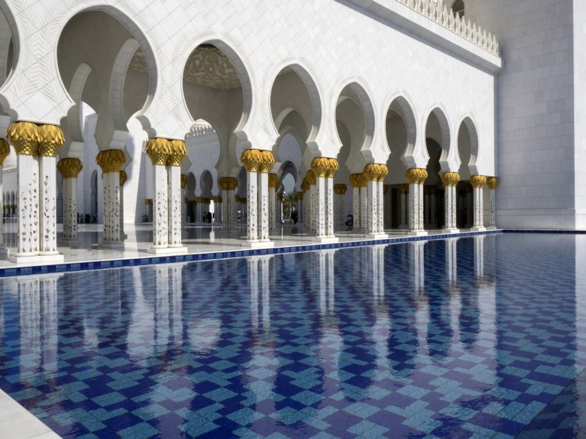Reflecting pool in front of Sheikh Zayed Bin Sultan Al Nahyan Grand Mosque Abu Dhabi United Arab Emirates Canvas Art - Panoramic Images (12 x 16)