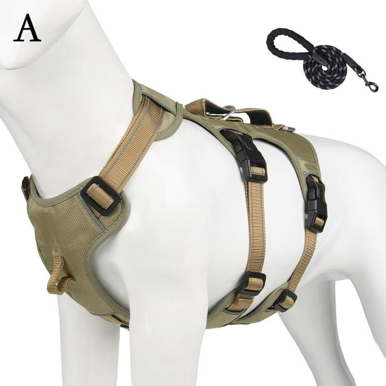 Pet chest strap with dog leash Pet chest strap with dog leash