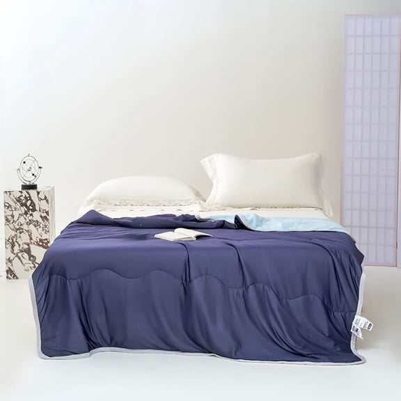 Refreshing Air Conditioning Quilt, Ice Silk Summer Quilt, Device Washable And Lightweight, Blue