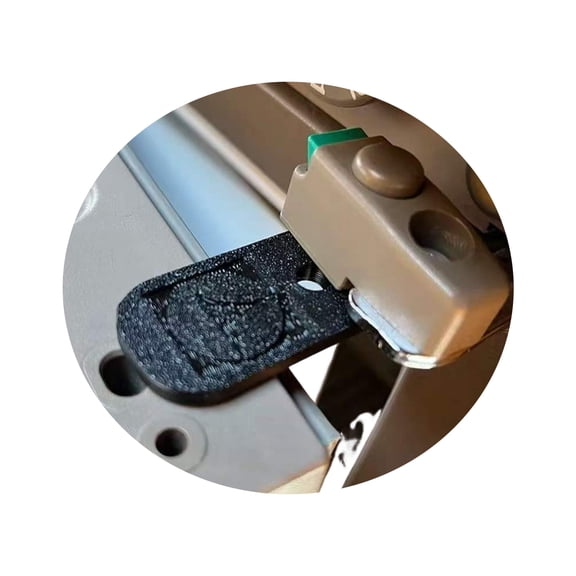 Refrigerator Door Opener Pull Tab, Black Textured Door Assist for In-Vehicle Fridge Access in Travel Setups, 5cm/1