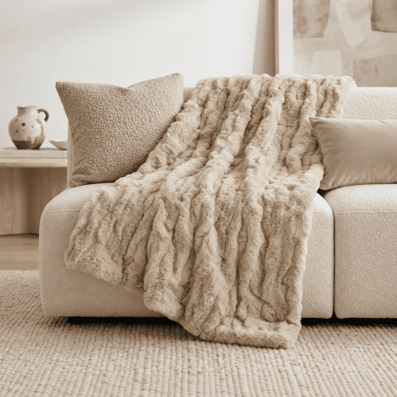 Regal Living Soft Plush Faux Fur Fuzzy Throw, Cream Tapue, 50" x 60''