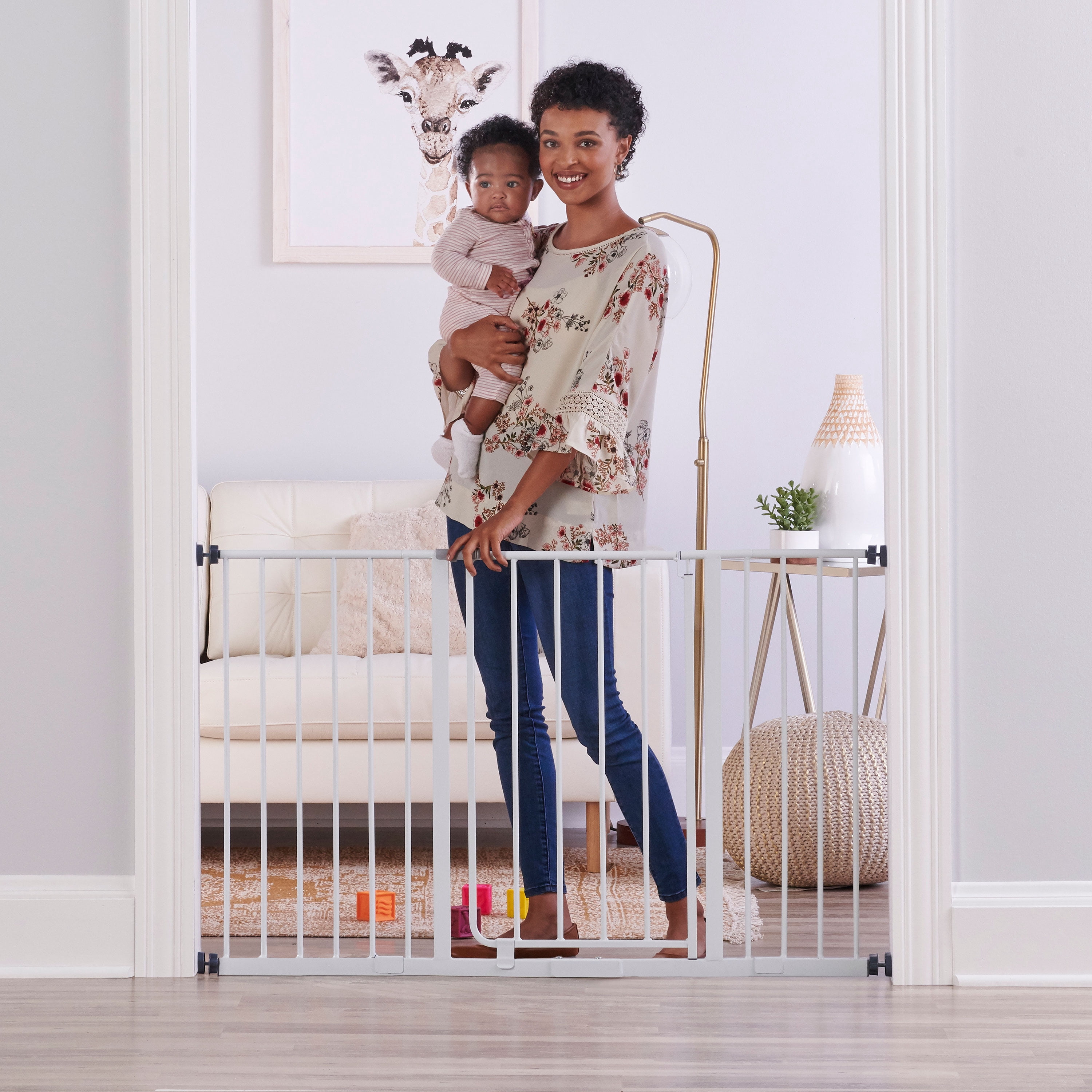 Regalo Easy Open 47-Inch Super Wide Walk Thru Baby Gate, Bonus Kit, Includes 4-Inch and 12-Inch Extension Kit, 4 Pack Pressure Mount Kit and 4 Wall Cups and Mounting Kit