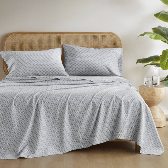 Regency Heights 144 Thread Count Cotton King Printed Cotton Sheets in Diamond Grey