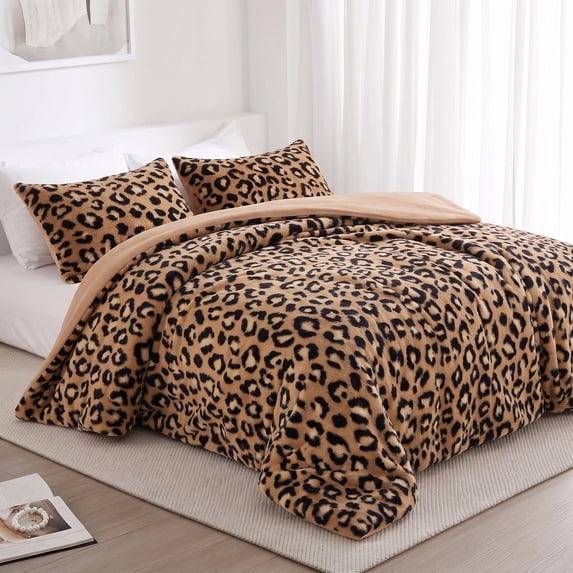 Regency Heights King Faux Fur Comforter Set – 3-Piece Reversible Brown Leopard Print Bedding, Plush Velvet Reverse, Animal Print Luxury Decor