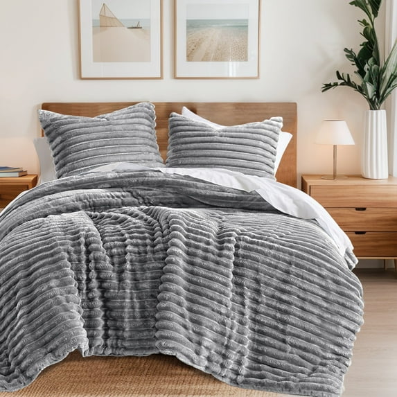 Regency Heights Full/Queen Fluffy Ribbed Plush Comforter Set 3-Piece Bedding Set Gray