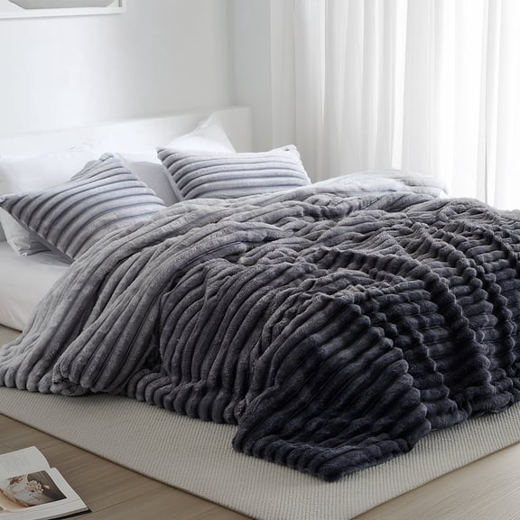 Regency Heights Full/Queen Size Comforter Set, Fluffy Ribbed Plush Comforter Set, 3-Piece Bedding Set, Grey Ombre