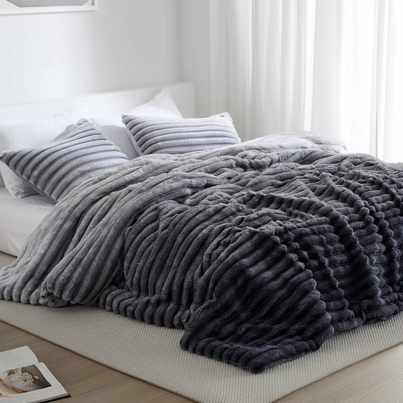 Regency Heights Full/Queen Size Comforter Set, Fluffy Ribbed Plush Comforter Set, 3-Piece Bedding Set, Grey Ombre