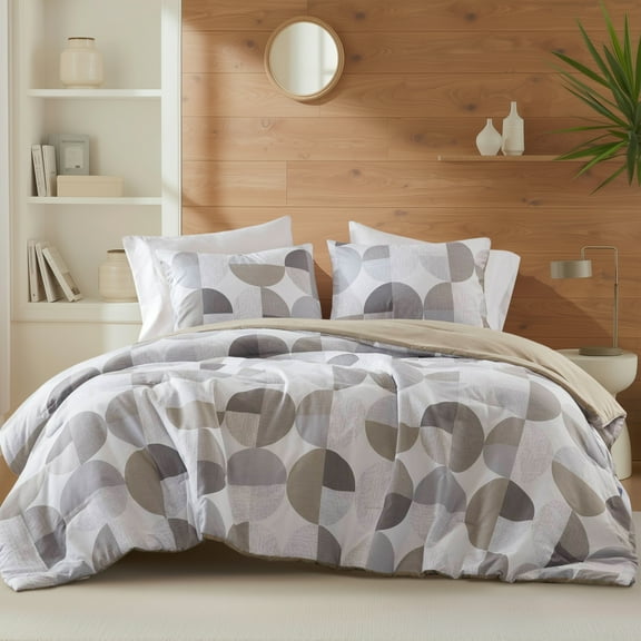Regency Heights Full/Queen Size Comforter Set, Tan/Gray Bedding Set for All Seasons, 3-Piece Round Geometric Print Bedding Comforter Set