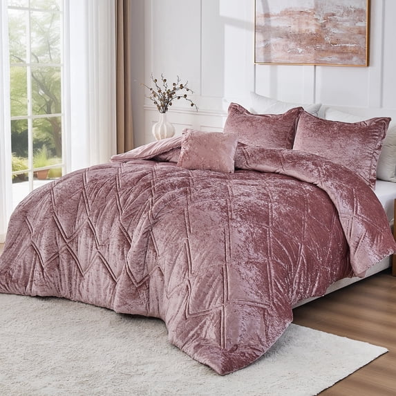 Regency Heights King/Cal King Size Comforter Sets, Velvet Bedding Comforter Set for All Seasons, Blush Bedding Set with Decor Pillow