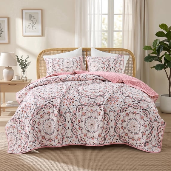Regency Heights King Quilt Set, 3-Piece Reversible Bedspread Coverlet Set, Pink Quilted Bedding Set with Shams for All Season