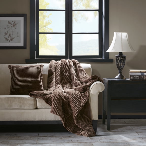 Regency Heights Oversized Plush Down Alternative Filled Throw Blanket, Ultra-soft Ribbed Plush Throw for Couch, Soft Fuzzy Plush Blanke for All Season, Brown, 60" x 70"