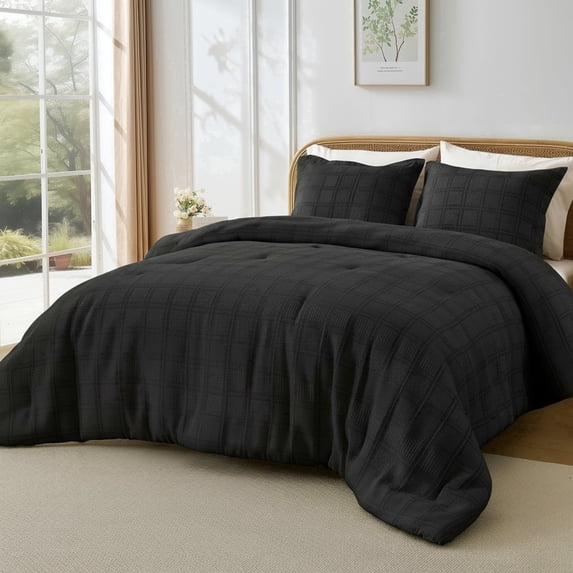 Regency Heights Waffle Weave Comforter Set, Full/Queen Size Textured Comforter Bed Set, 3-Piece Lightweight Bedding Set with Pillow Shams for All Season, Black
