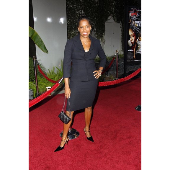Regina King At Arrivals For Hustle & Flow Los Angeles Premiere, Cinerama Dome At Arclight Cinemas, Los Angeles, Ca, July 20, 2005. Photo By Michael GermanaEverett Collection Celebrity (16 x 20)