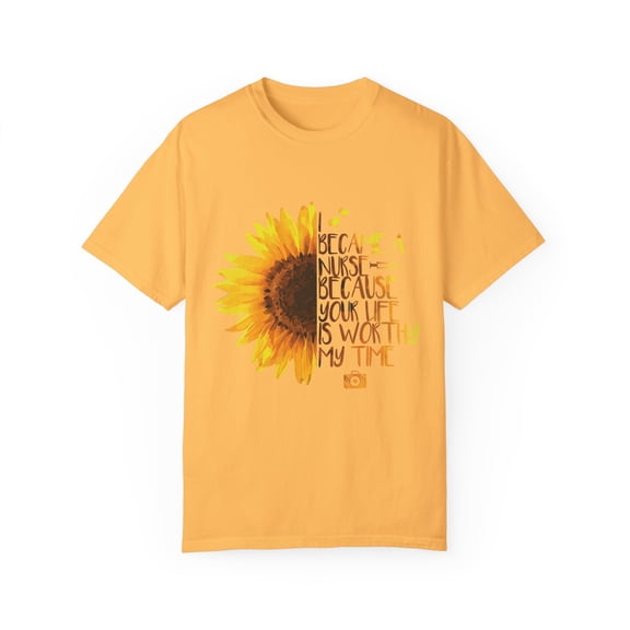Registered Nurses Medical Practitioner Cute Men Women Cool Nurse Appreciation Sunflower Gift Unisex Garment-Dyed T-shirt