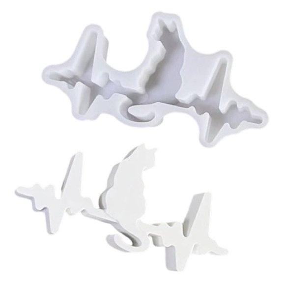 Release Elastomer Craft Cast Detailed Puss Sculpture With Rhythm Pattern For Deck Undertakings