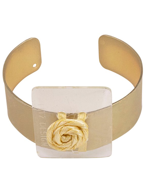 - FT-RL1908-U, Riley Flower Cuff Gold Matte Floral Accessories, Gold, Miscellaneous, 1 Piece