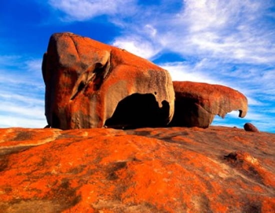 Remarkable Rocks Kangaroo Island Australia Canvas Art - Howie Garber DanitaDelimont (25 x 20)