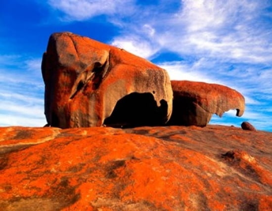 Remarkable Rocks Kangaroo Island Australia Canvas Art - Howie Garber DanitaDelimont (36 x 24)