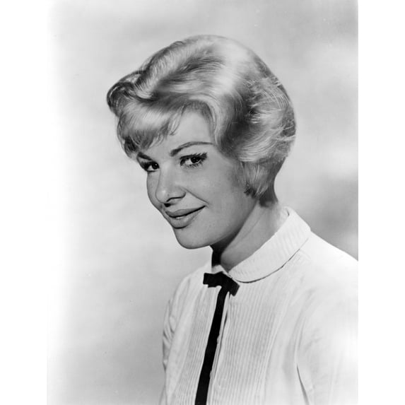 Renee Taylor Portrait in Classic Photo Print (8 x 10)