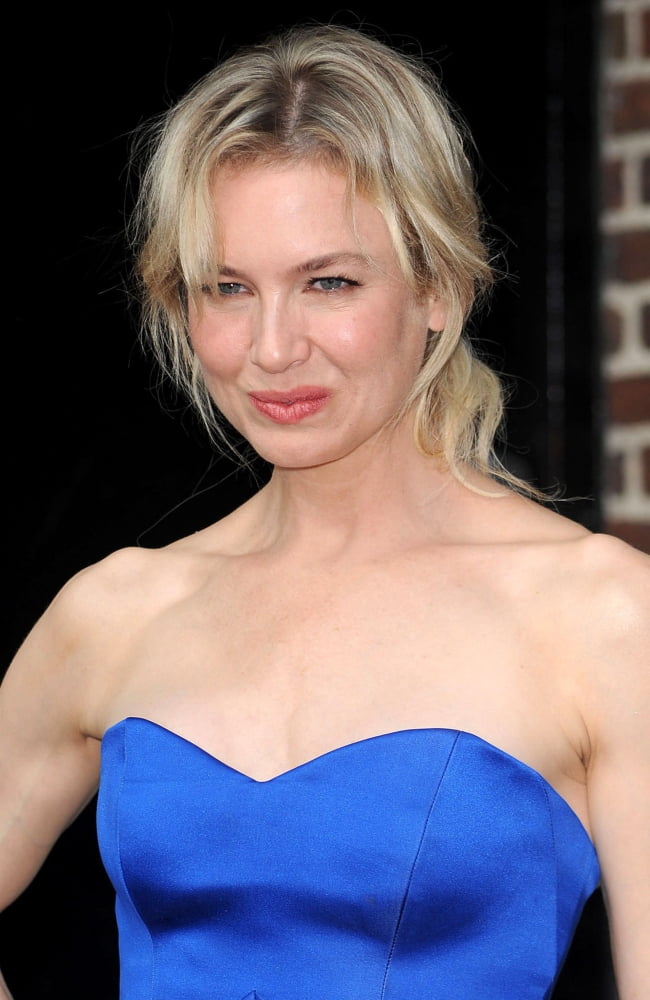 Renee Zellweger At Talk Show Appearance For The Late Show With David Letterman Canvas Art - (16 x 20)
