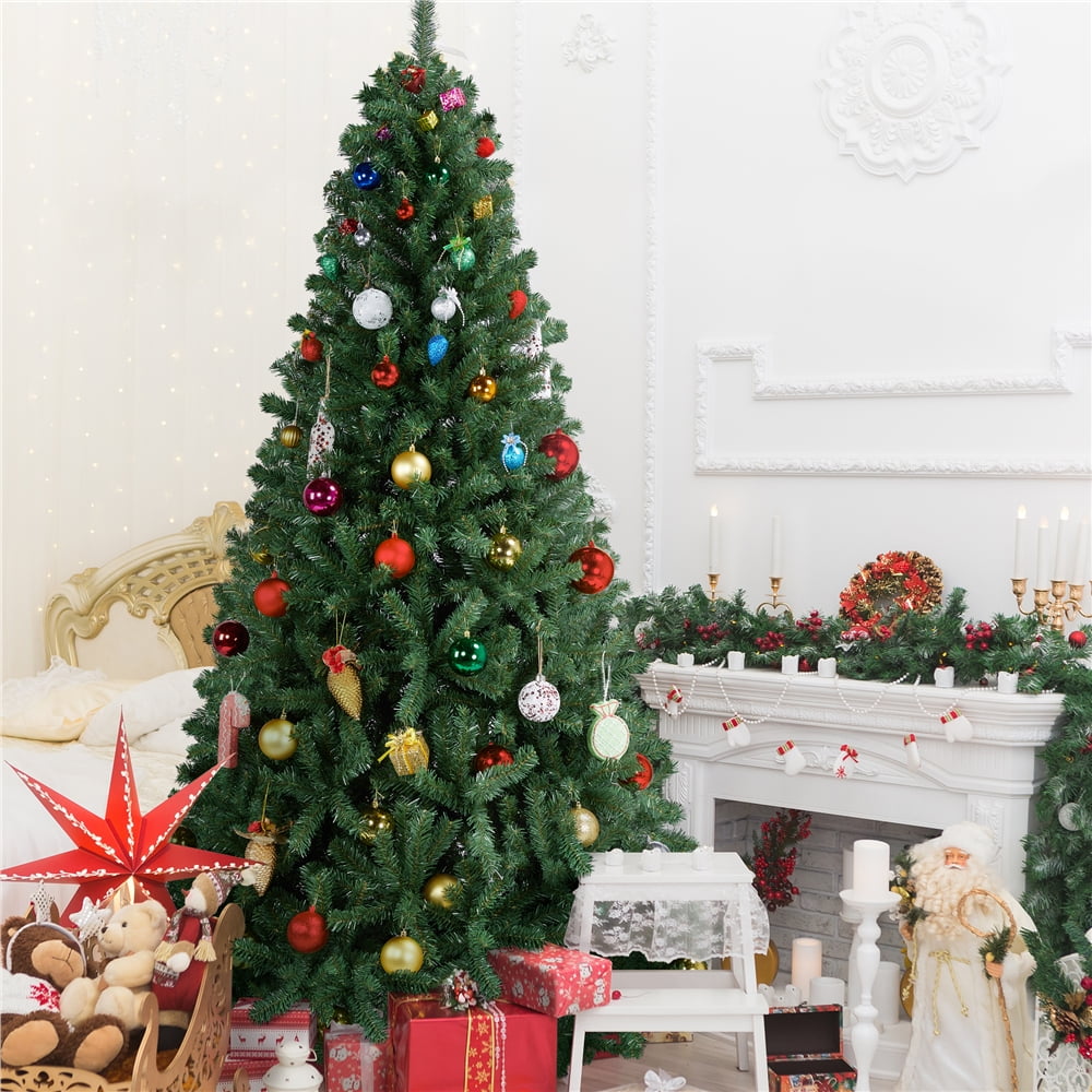Renwick Green Decorated Spruce Christmas Tree, 89.76"