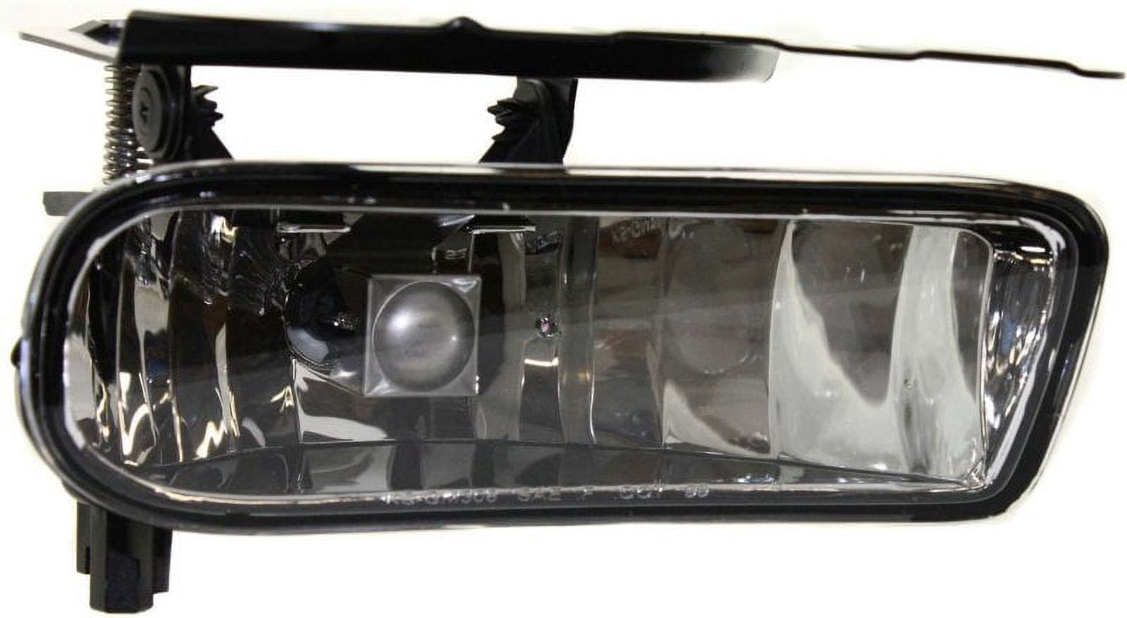 Replacement C107503 Fog Light Compatible with 2002-2006 Cadillac Escalade 2003-2006 ESV Front, Right Passenger With bulb(s)