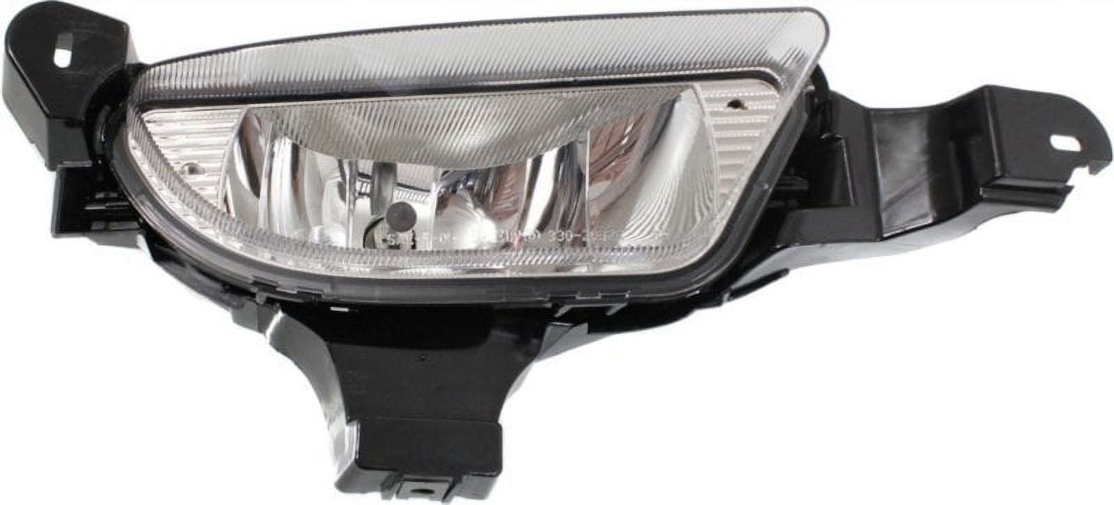 Replacement F107545 Fog Light Compatible with 2005-2007 Ford Five Hundred Front, Right Passenger With bulb(s)