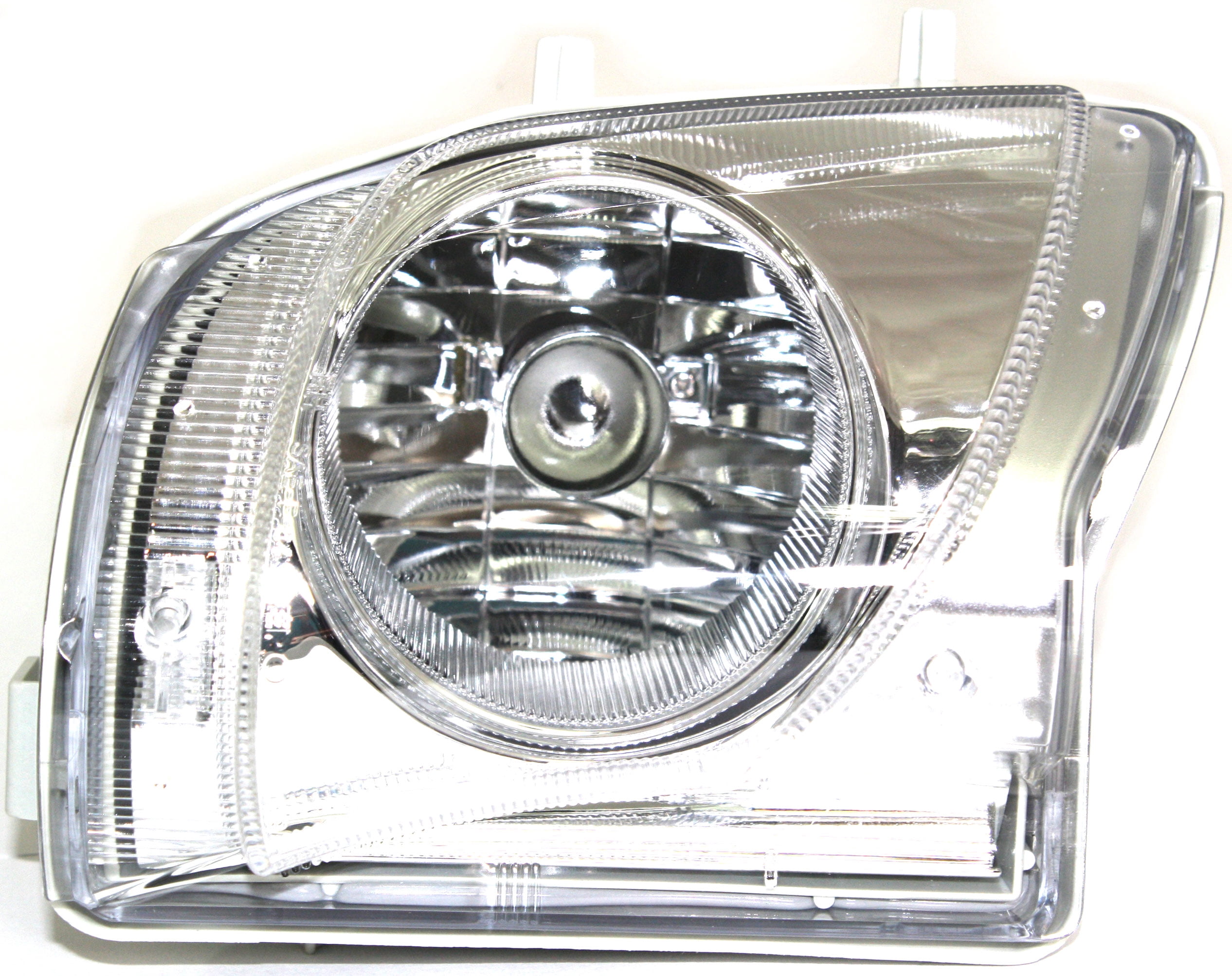 Replacement L107517 Fog Light Compatible with 2006-2010 Lexus IS250 IS350 Front, Right Passenger