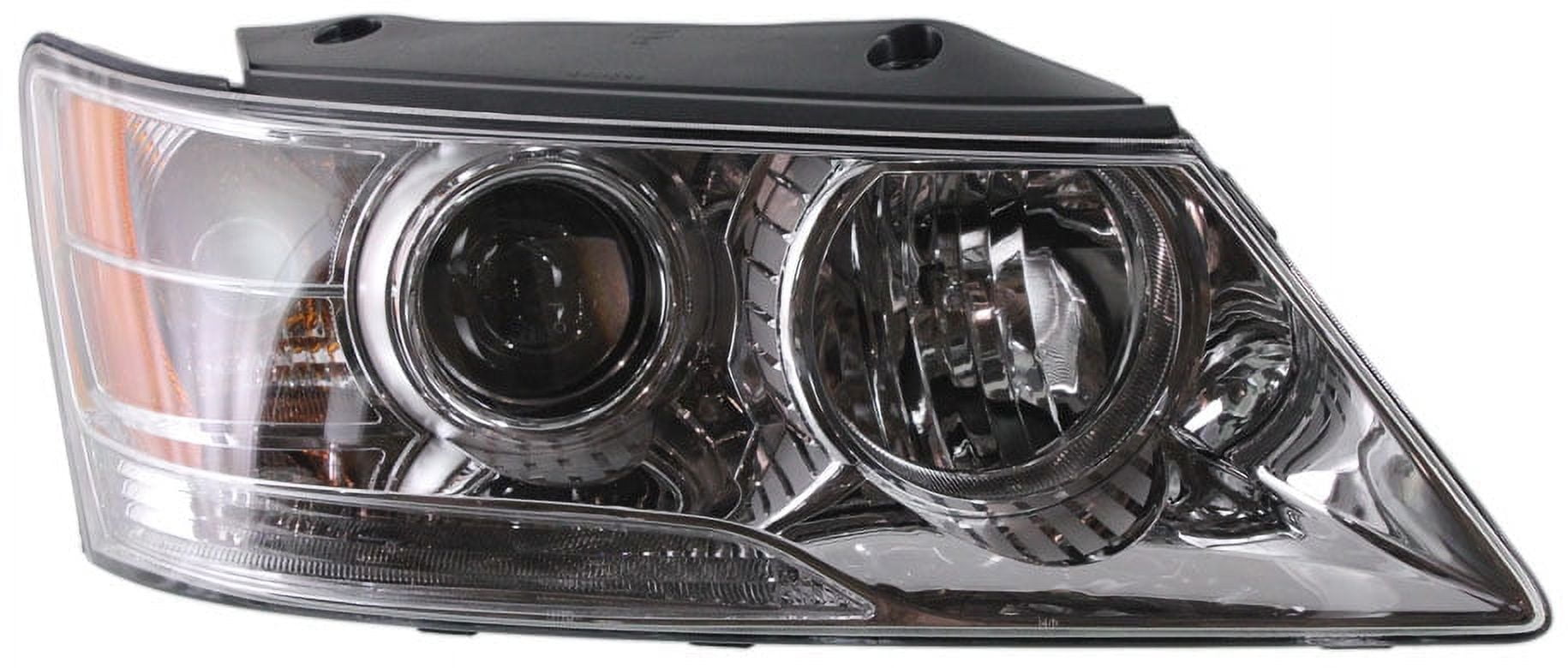 Replacement REPH100105 Headlight Compatible With 2009-2010 Hyundai Sonata Right Passenger Halogen With bulb(s)