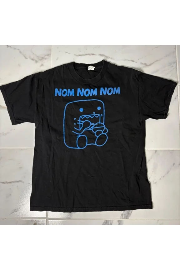 Reprint Rare Nom nom nom Domo eat rice Funny Retro Graphic Unisex Tee Gift For Fan S-5XL