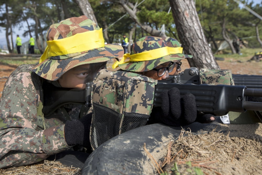 Republic of Korea Marines shooting at amphibious assault vehicles Canvas Art - Stocktrek Images (34 x 23)