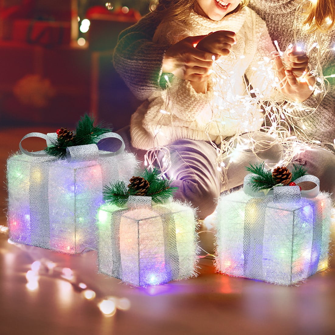 Resenkos Set of 3 Lighted Gift Boxes Christmas Decorations, Pre-lit Present Box with Bowknot for Christmas Holiday Decor