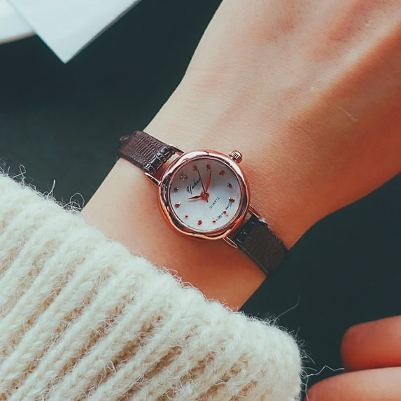 Resicozy Women Watches Leather Strap Silver Round Case Casual Fashion Ladies Wrist Watches Coffee